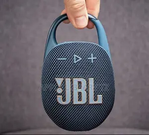 JBL Clip 5