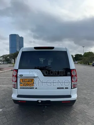 Land Rover Discovery 2013 White