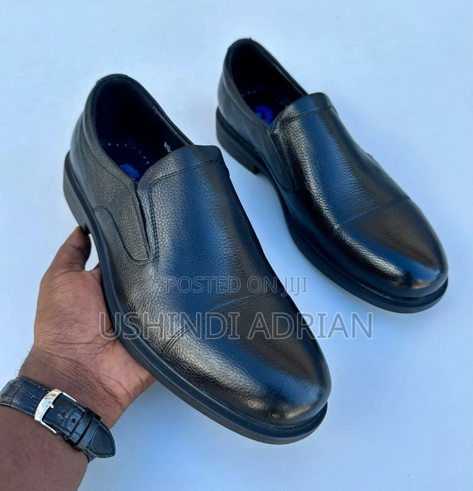 Classic Shoes–Viatu Vipya Zimewasili