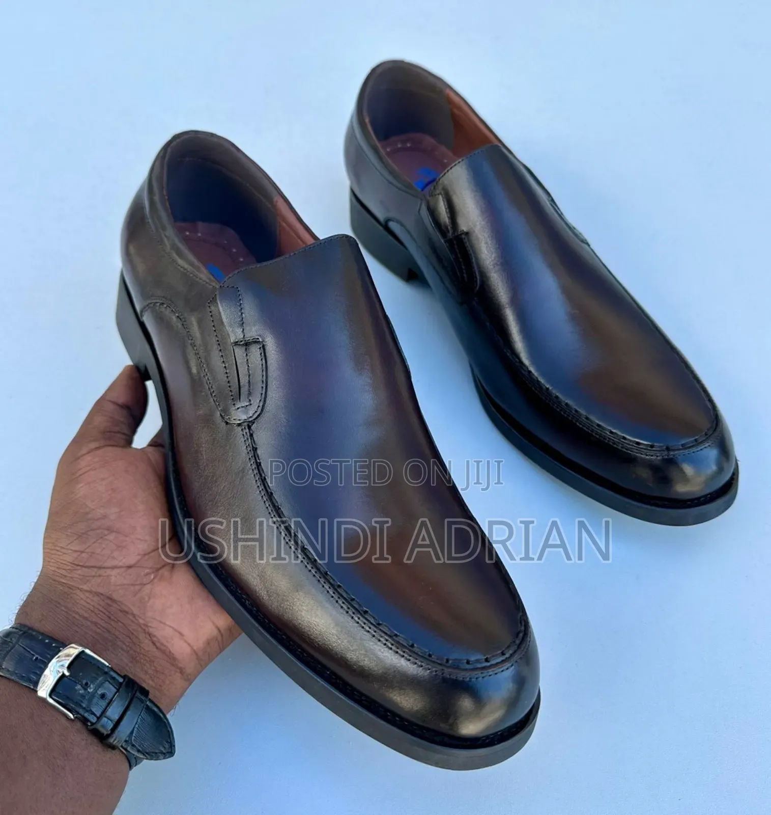 Classic Shoes–Viatu Vipya Zimewasili