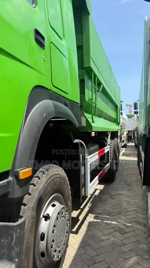 Howo Tippers Bei 135m , 155m Kwa 175m Hp 371 Kwa Hp 380