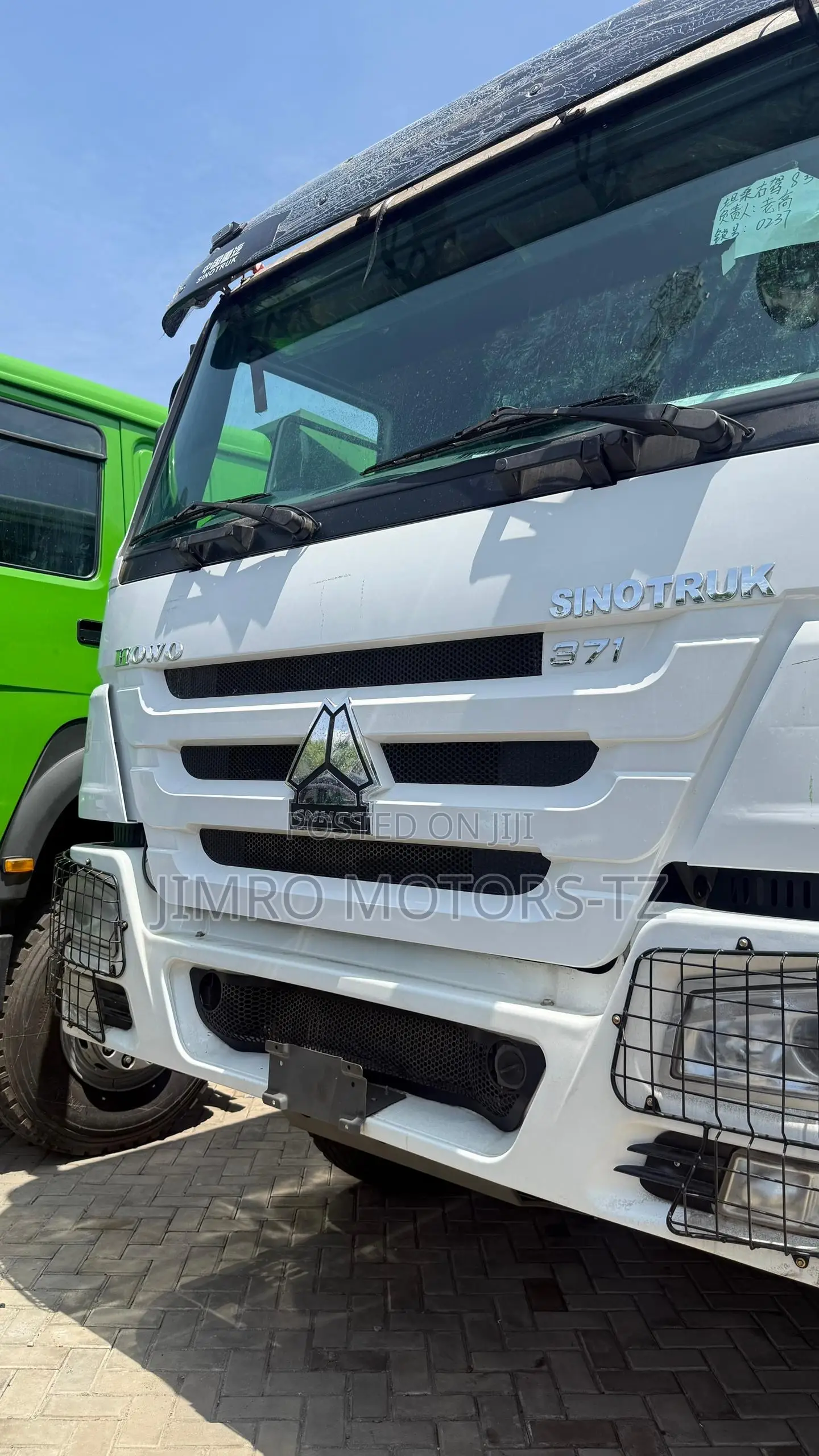 Howo Tippers Bei 135m , 155m Kwa 175m Hp 371 Kwa Hp 380
