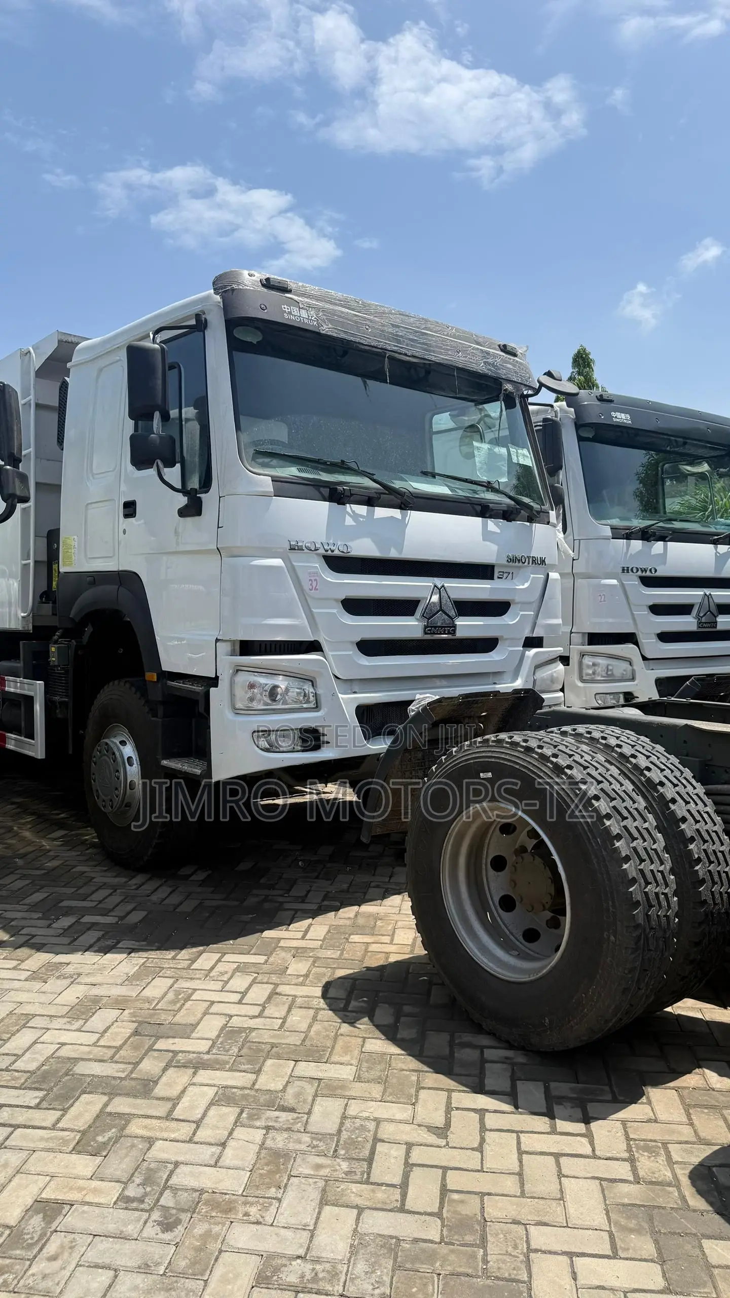 Howo Tippers Bei 135m , 155m Kwa 175m Hp 371 Kwa Hp 380