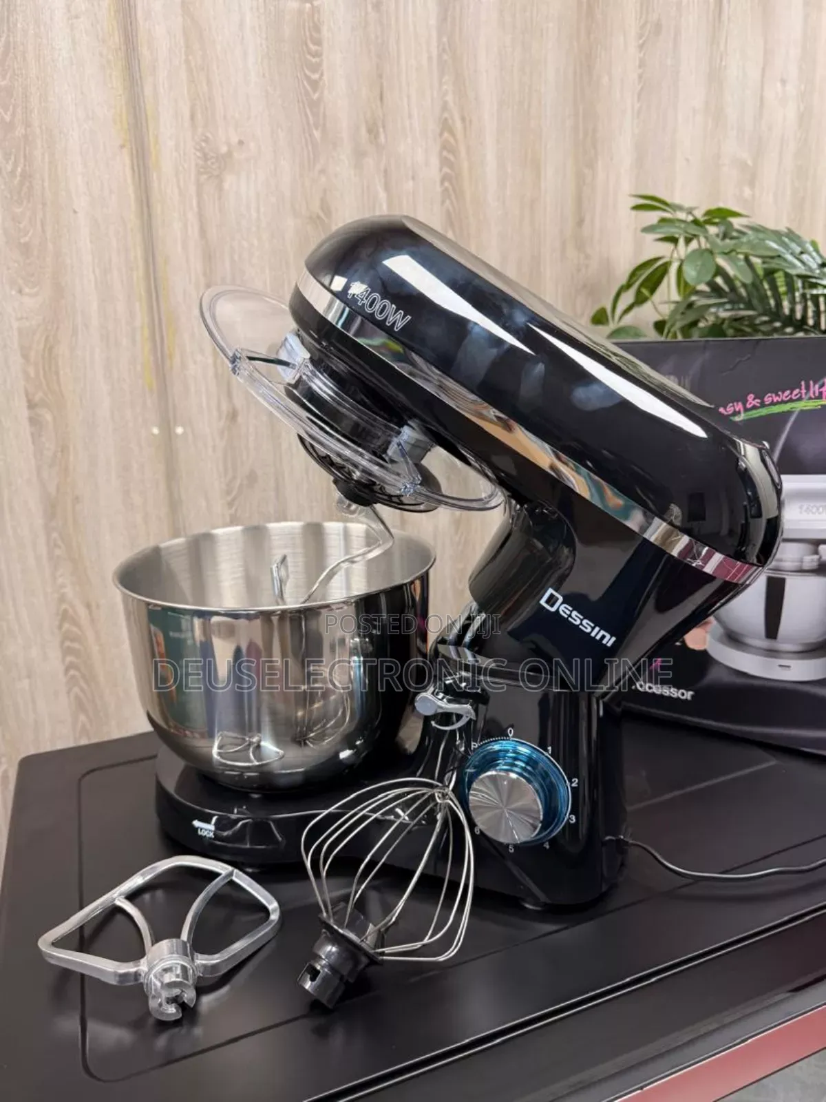 Dessin Stand Mixer 6.5 Litre . Power 1400w . Black Red