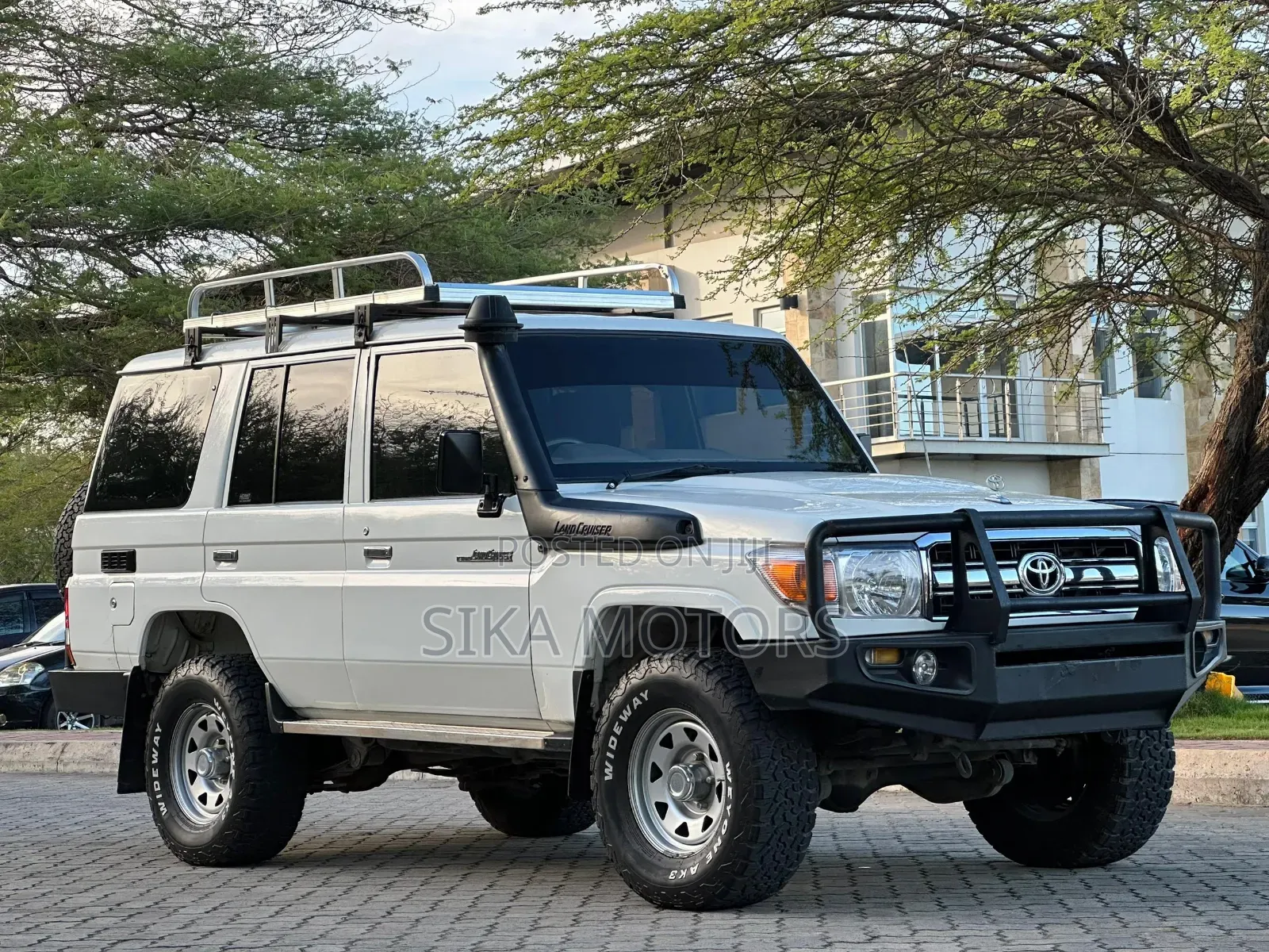 Toyota Land Cruiser 76 Series 2011 White