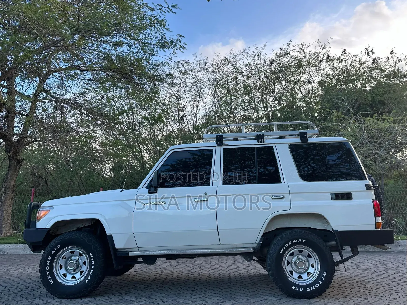 Toyota Land Cruiser 76 Series 2011 White