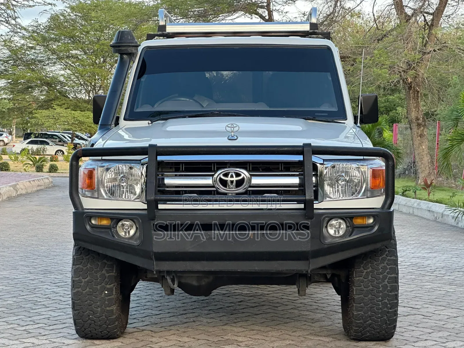 Toyota Land Cruiser 76 Series 2011 White