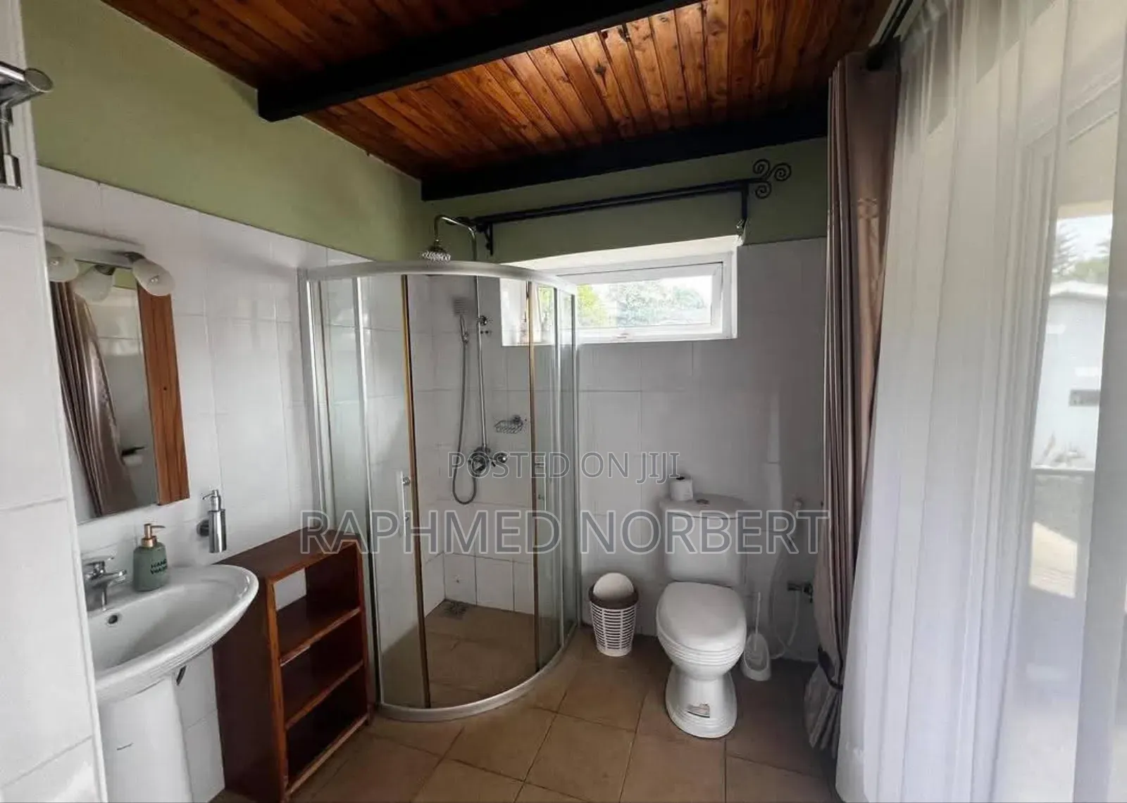 5bdrm House in Tanzania Realestates, Njiro for sale