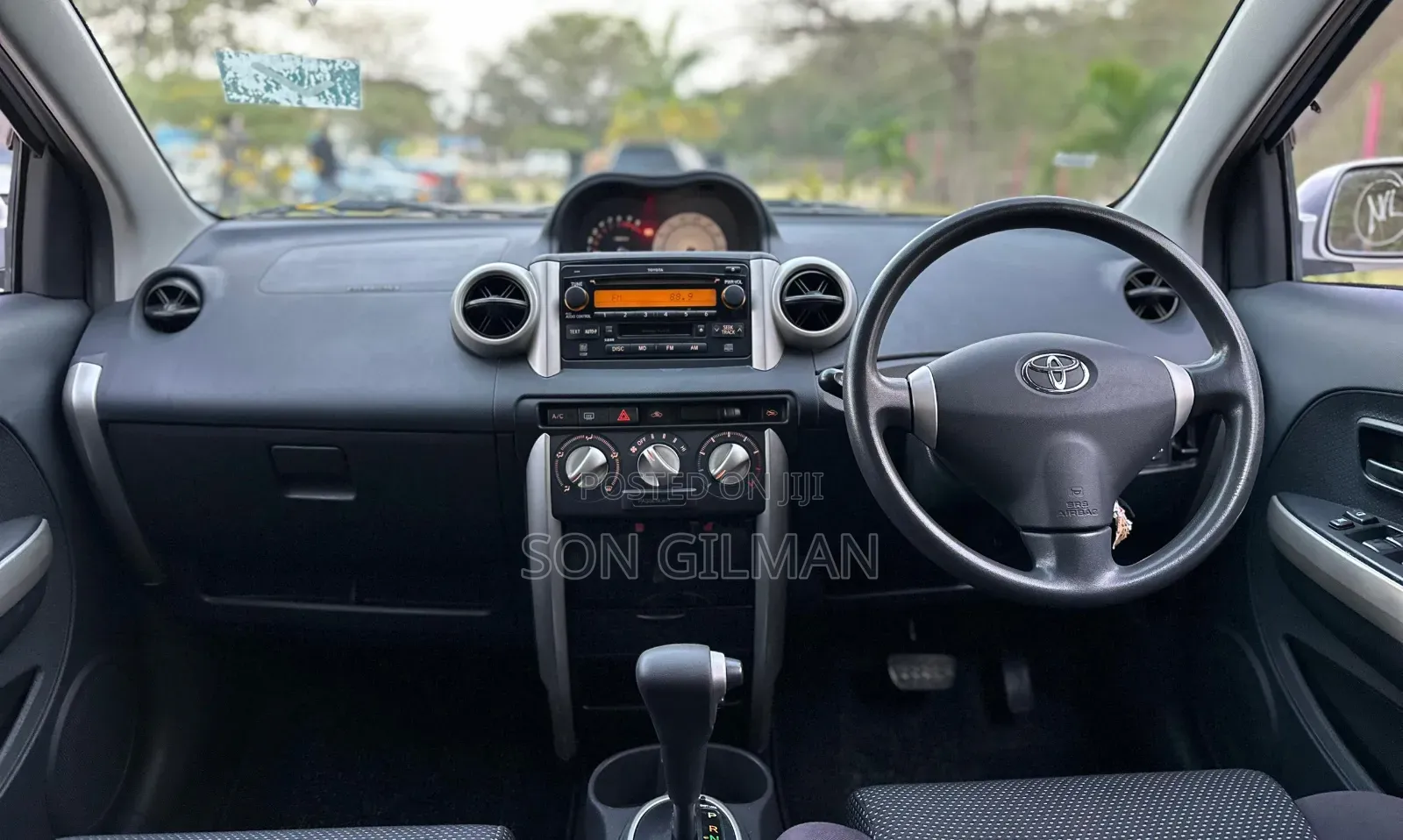Toyota IST 2003 Silver