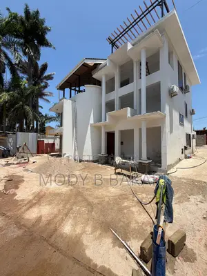 5bdrm House in Msasani for rent