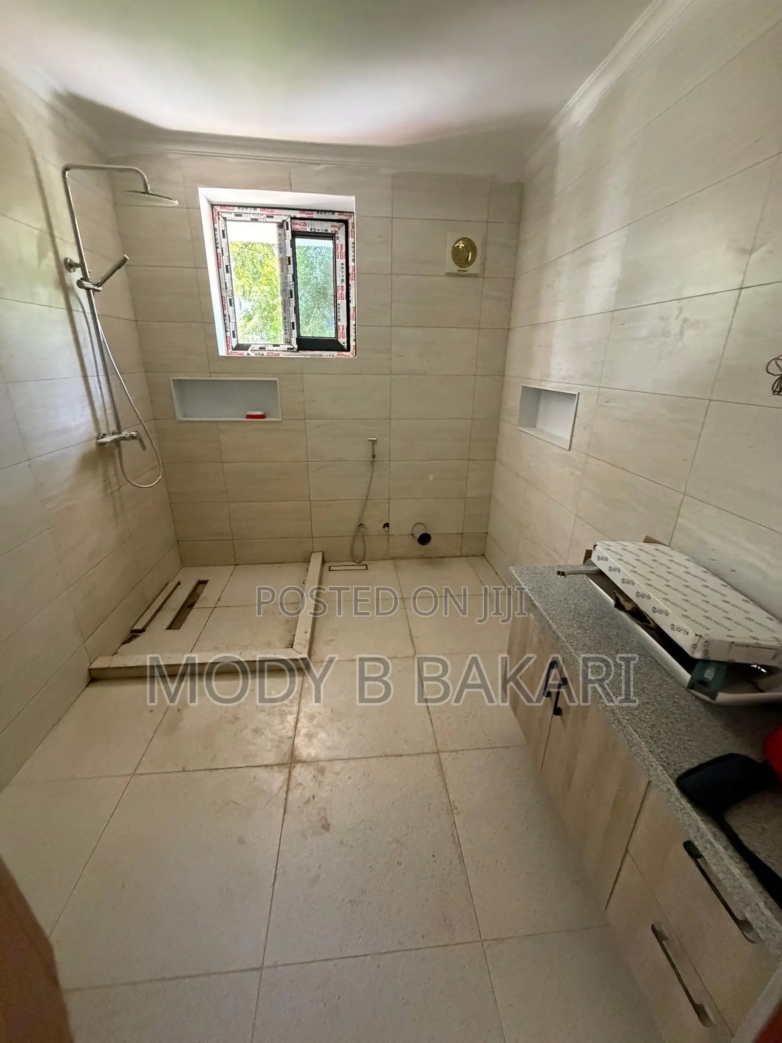 5bdrm House in Msasani for rent