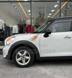 Mini Cooper 2013 White