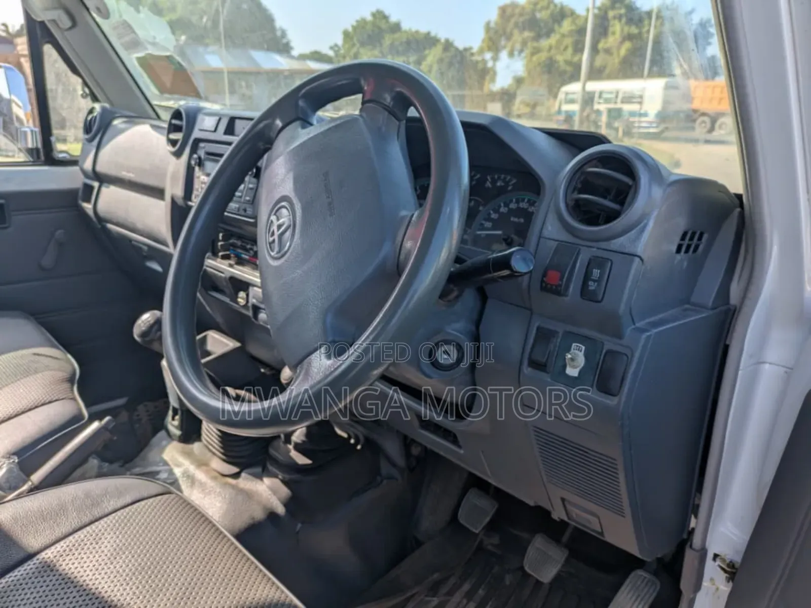 Toyota Land Cruiser 79 Series 2018 White