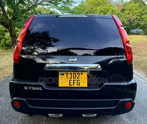 Nissan X-Trail 2.0 Petrol XE 2010 Black