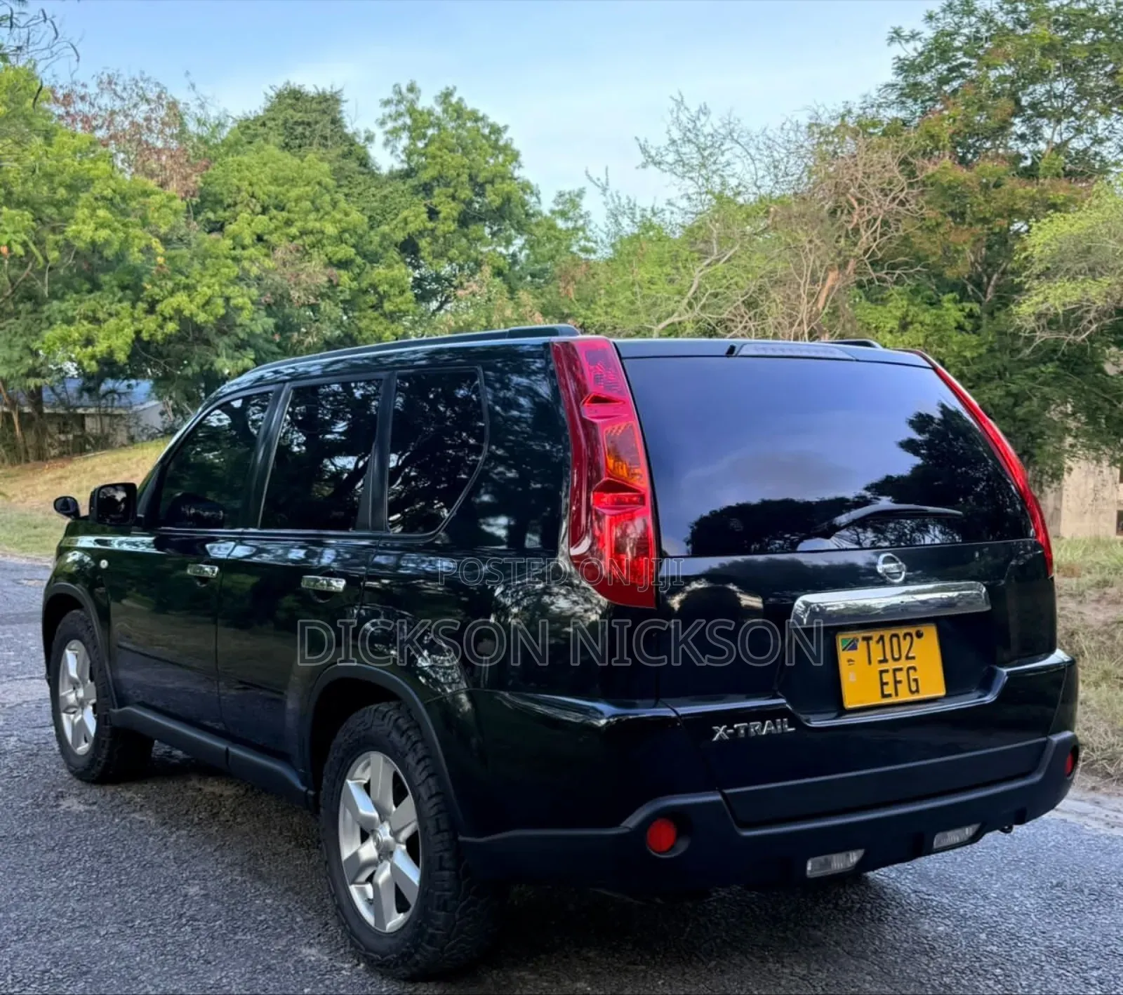 Nissan X-Trail 2.0 Petrol XE 2010 Black