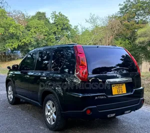 Nissan X-Trail 2.0 Petrol XE 2010 Black