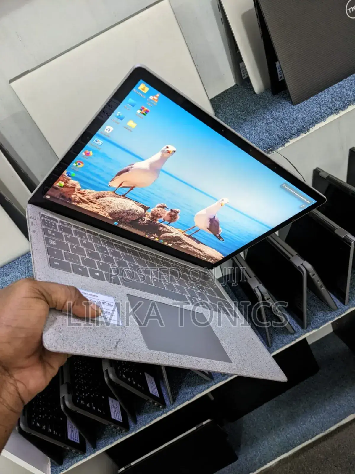 New Laptop Microsoft Surface Laptop 3 8GB Intel Core i5 SSD 256GB
