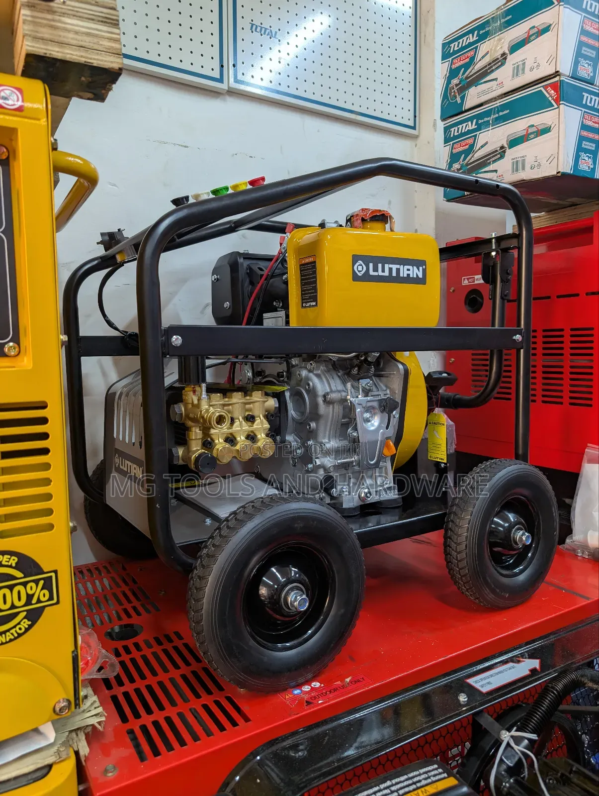 Pressure Washer Lutia