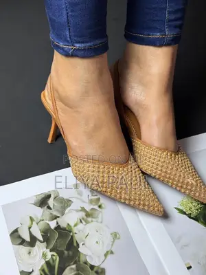 Zara Pointed Kitten Heel