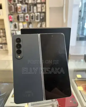 New Samsung Galaxy Z Fold4 256 GB Black