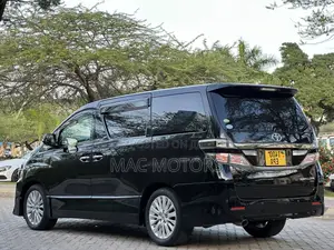 Toyota Vellfire 2013 Black