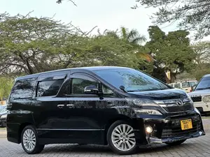 Toyota Vellfire 2013 Black