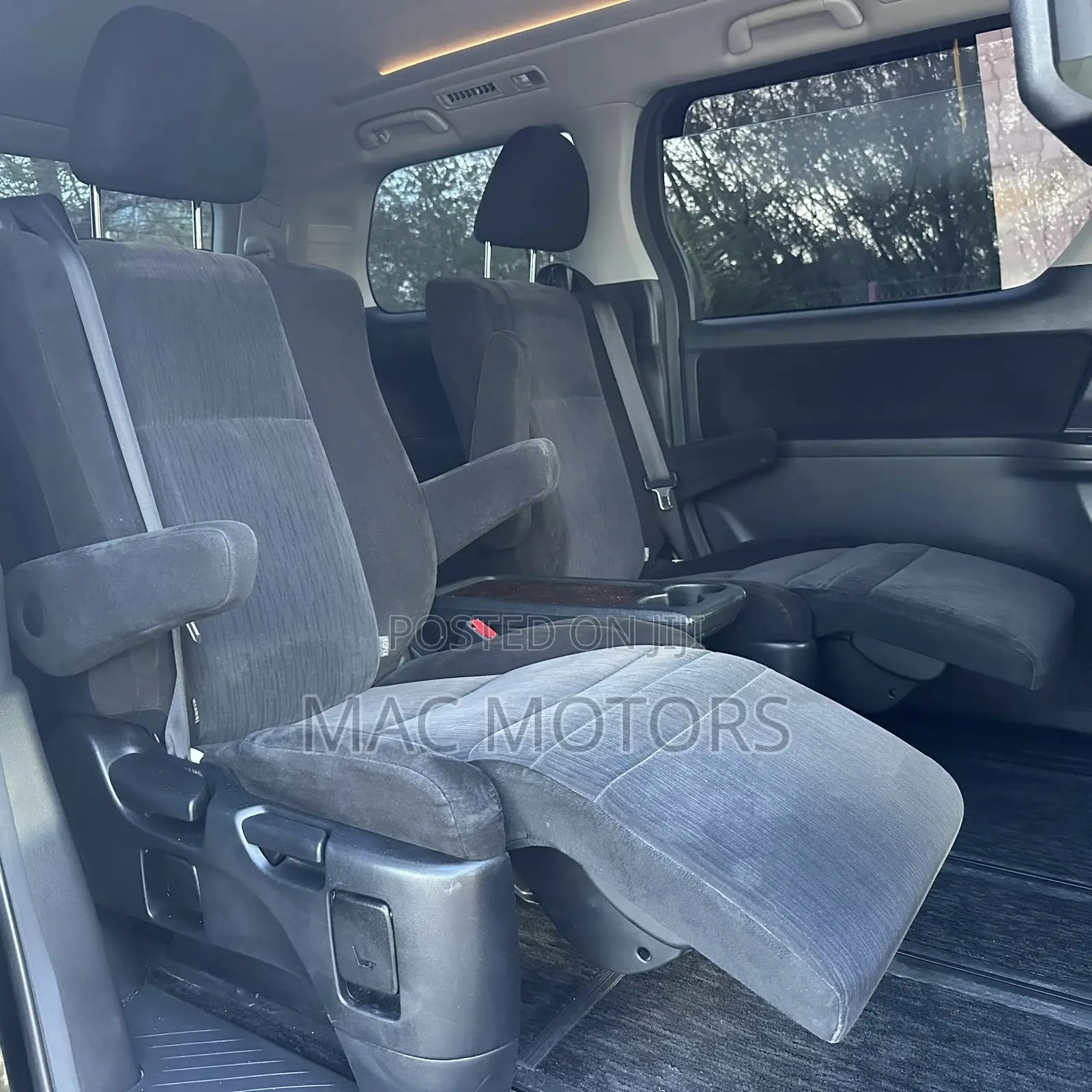 Toyota Vellfire 2013 Black