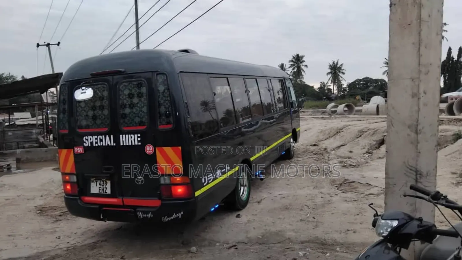 Toyota Coaster 2000 Blue