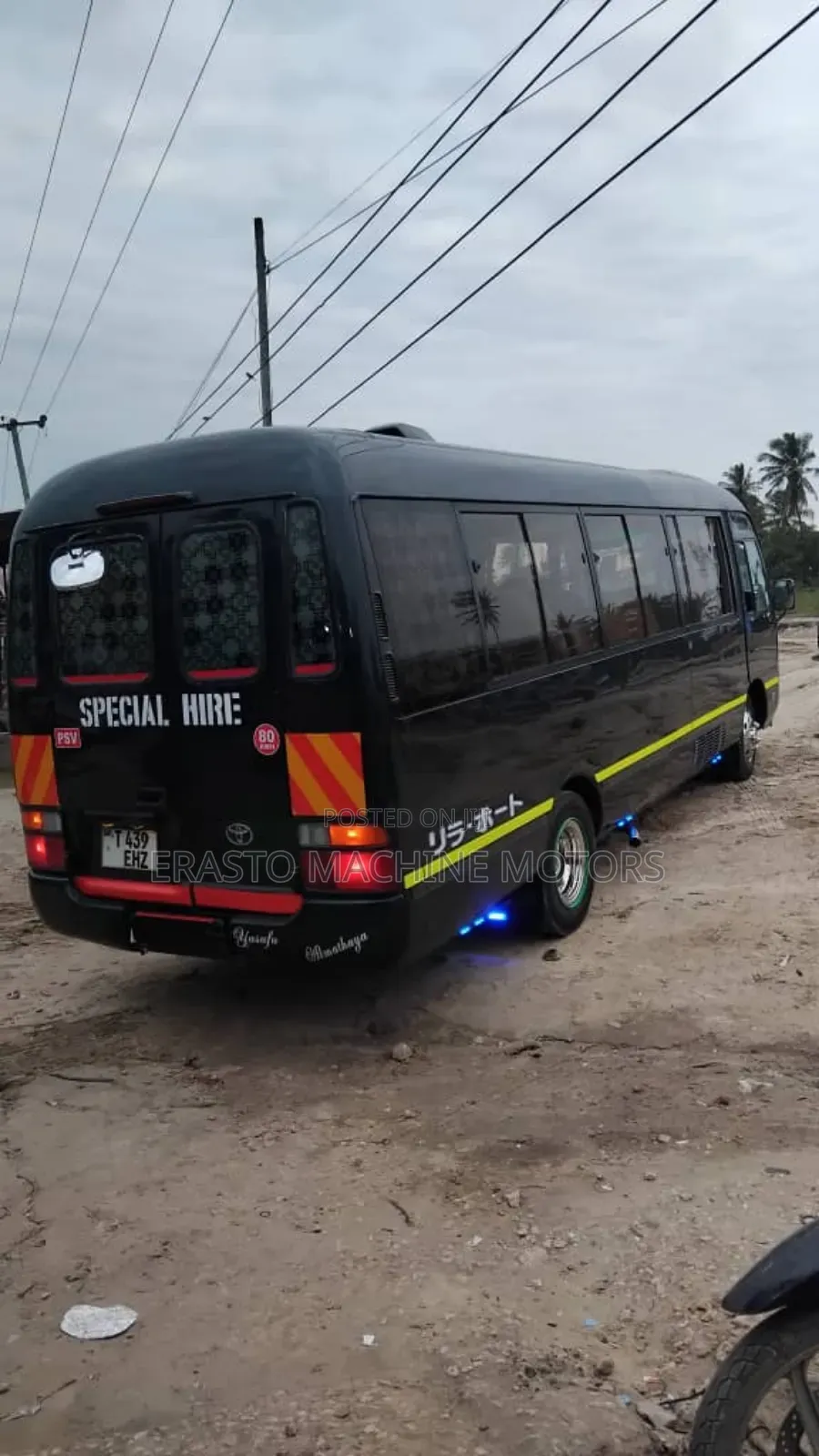 Toyota Coaster 2000 Blue
