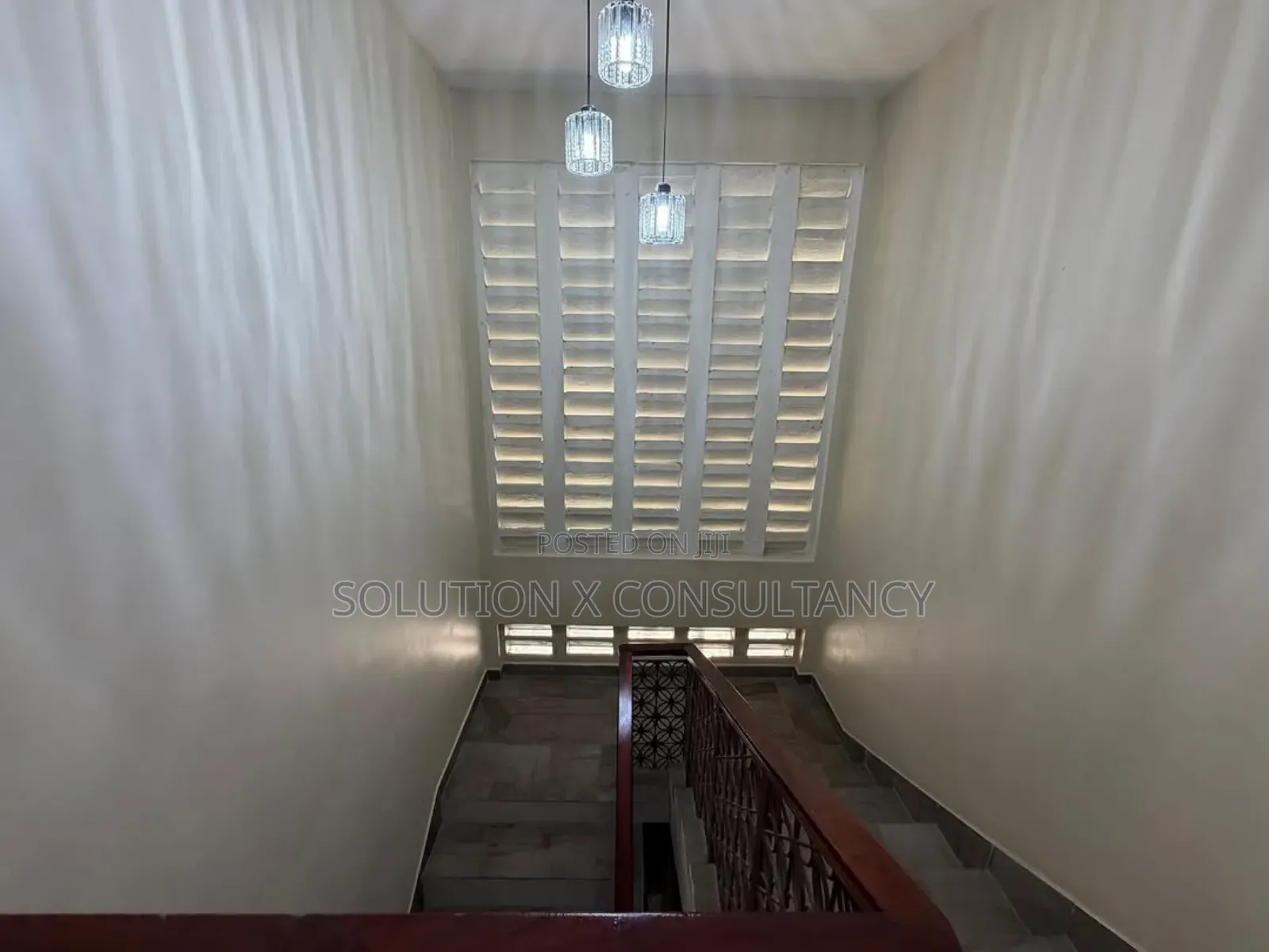 14bdrm House in Mikocheni for rent