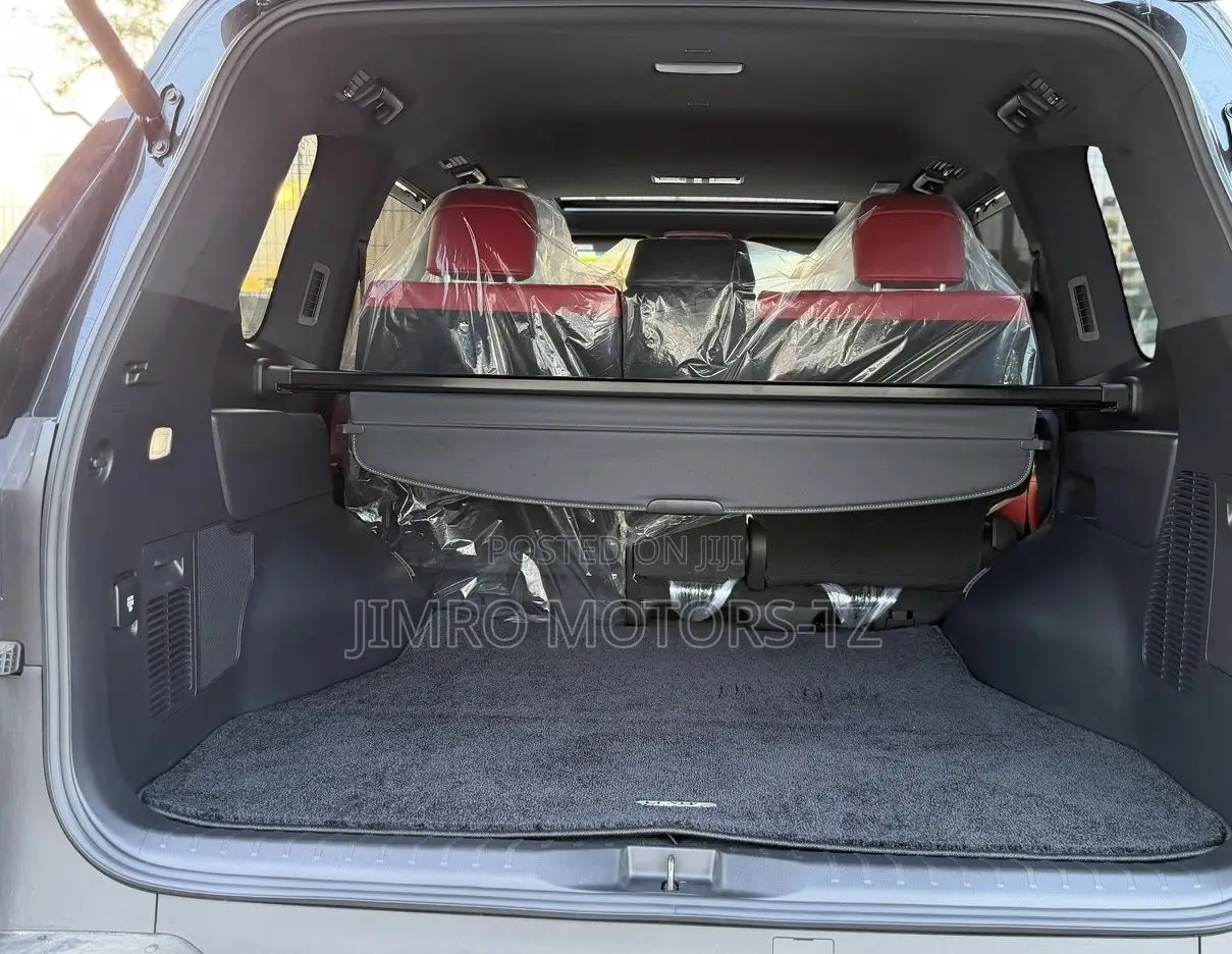 Lexus LX 2024 Black
