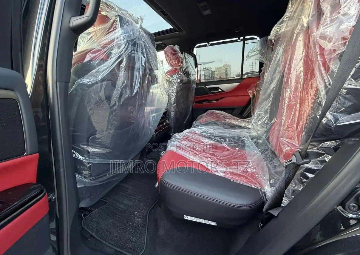 Lexus LX 2024 Black