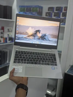 New Laptop HP EliteBook 830 G7 8GB Intel Core i7 SSD 256GB
