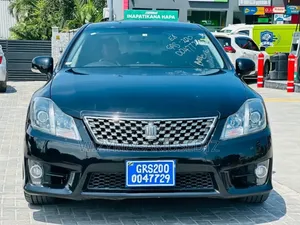 Toyota Crown 2011 Black