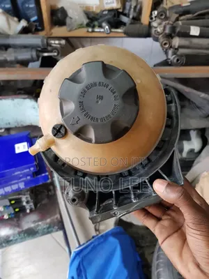 BMW Expansion Tank