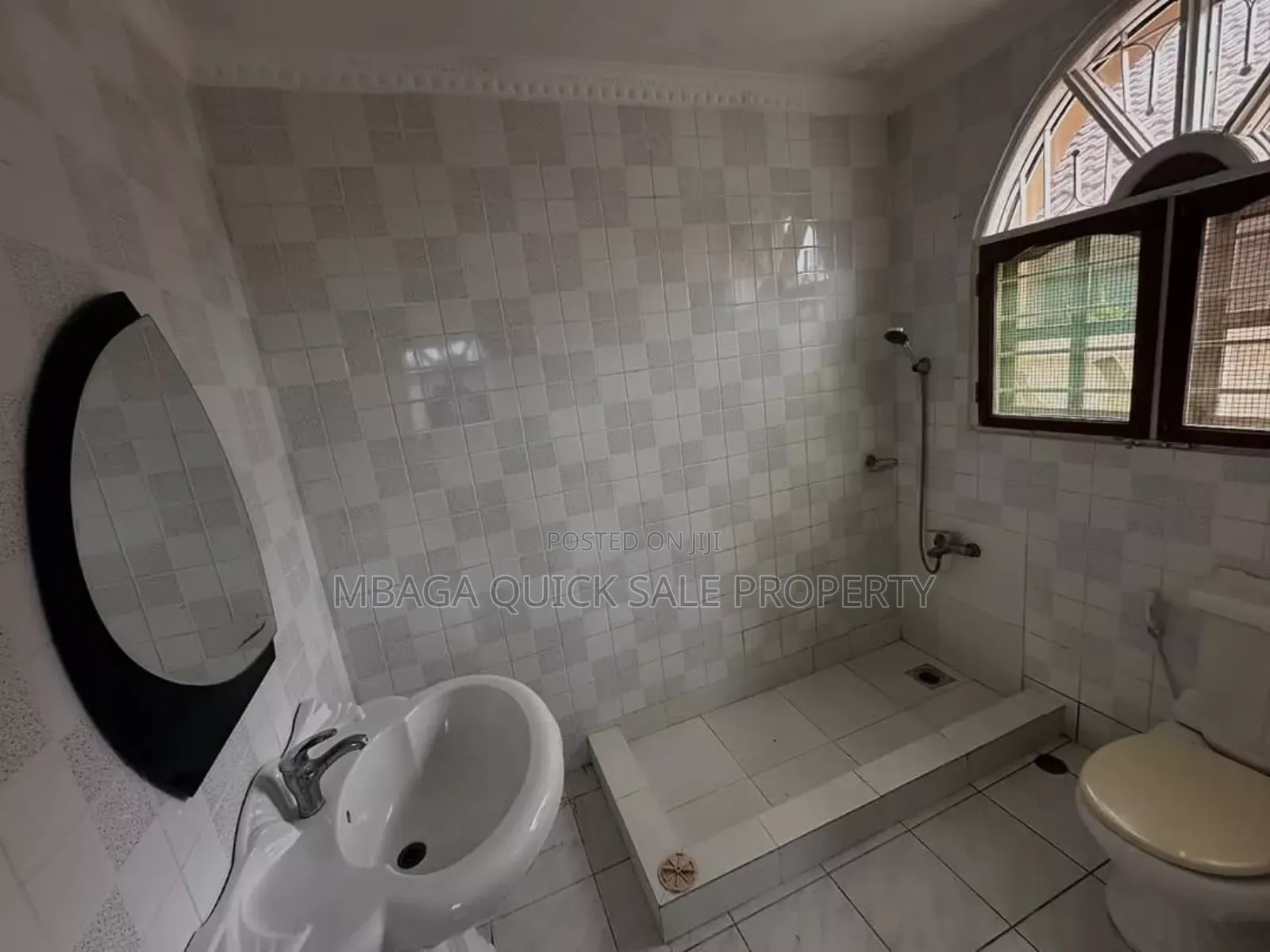 5bdrm House in Mbezi Beach for sale