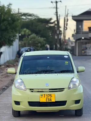 Toyota Passo 2008 Yellow