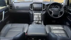 Toyota Land Cruiser 2019 Gray