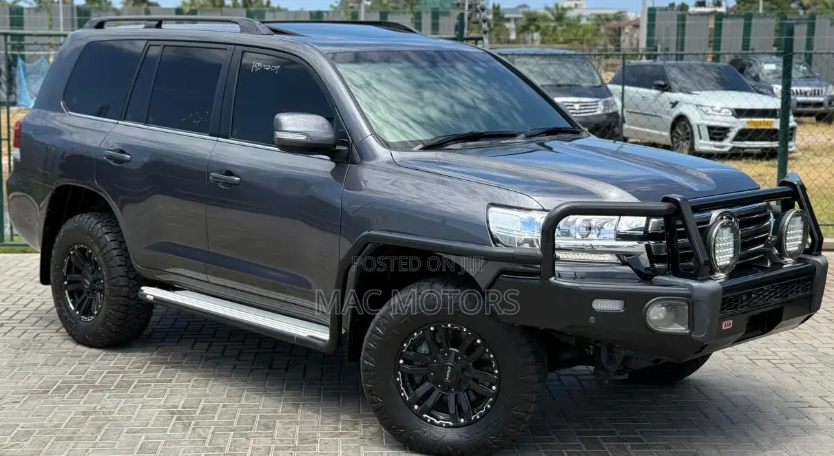 Toyota Land Cruiser 2019 Gray