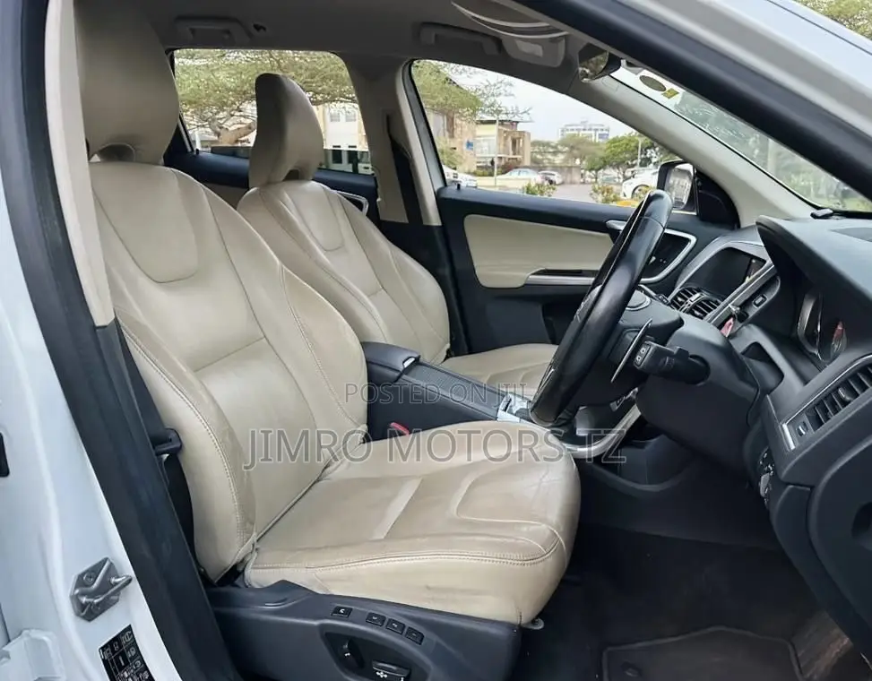 Volvo XC60 2014 White