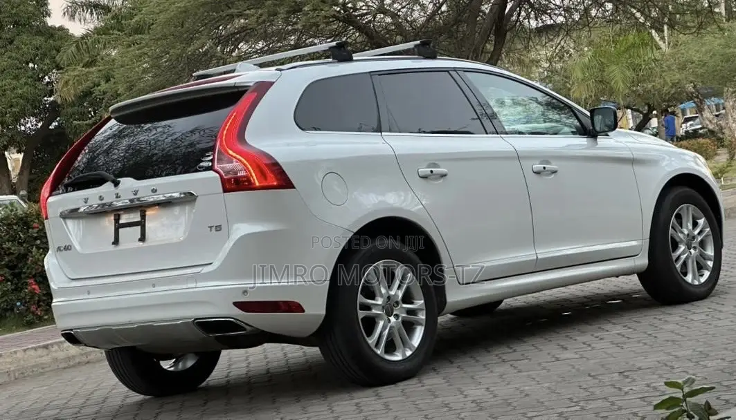Volvo XC60 2014 White