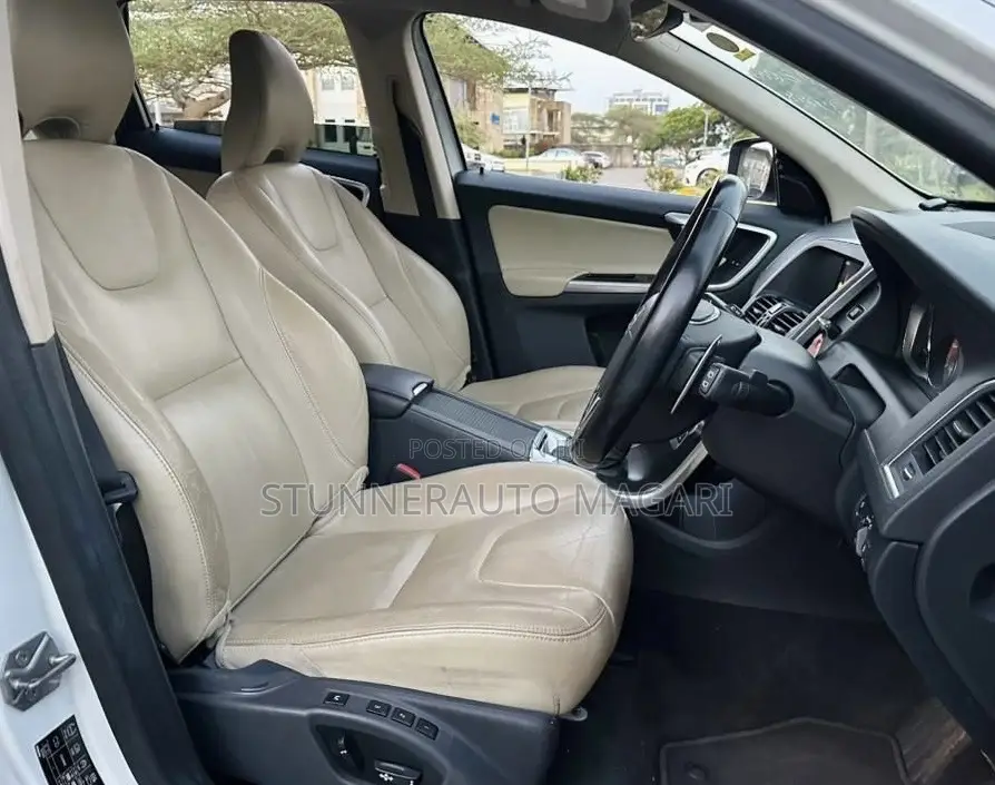 Volvo XC60 2014 White