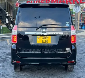 Toyota Noah 2008 Black