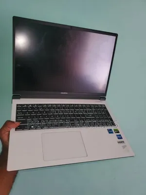 Laptop 16GB Intel Core i7 SSD 512GB