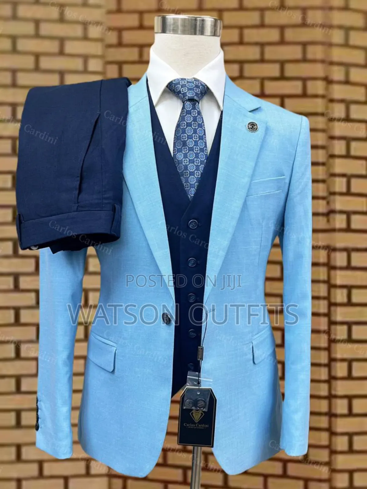 Men's New Suits Carlos Cardini Brand in Three Different Colours