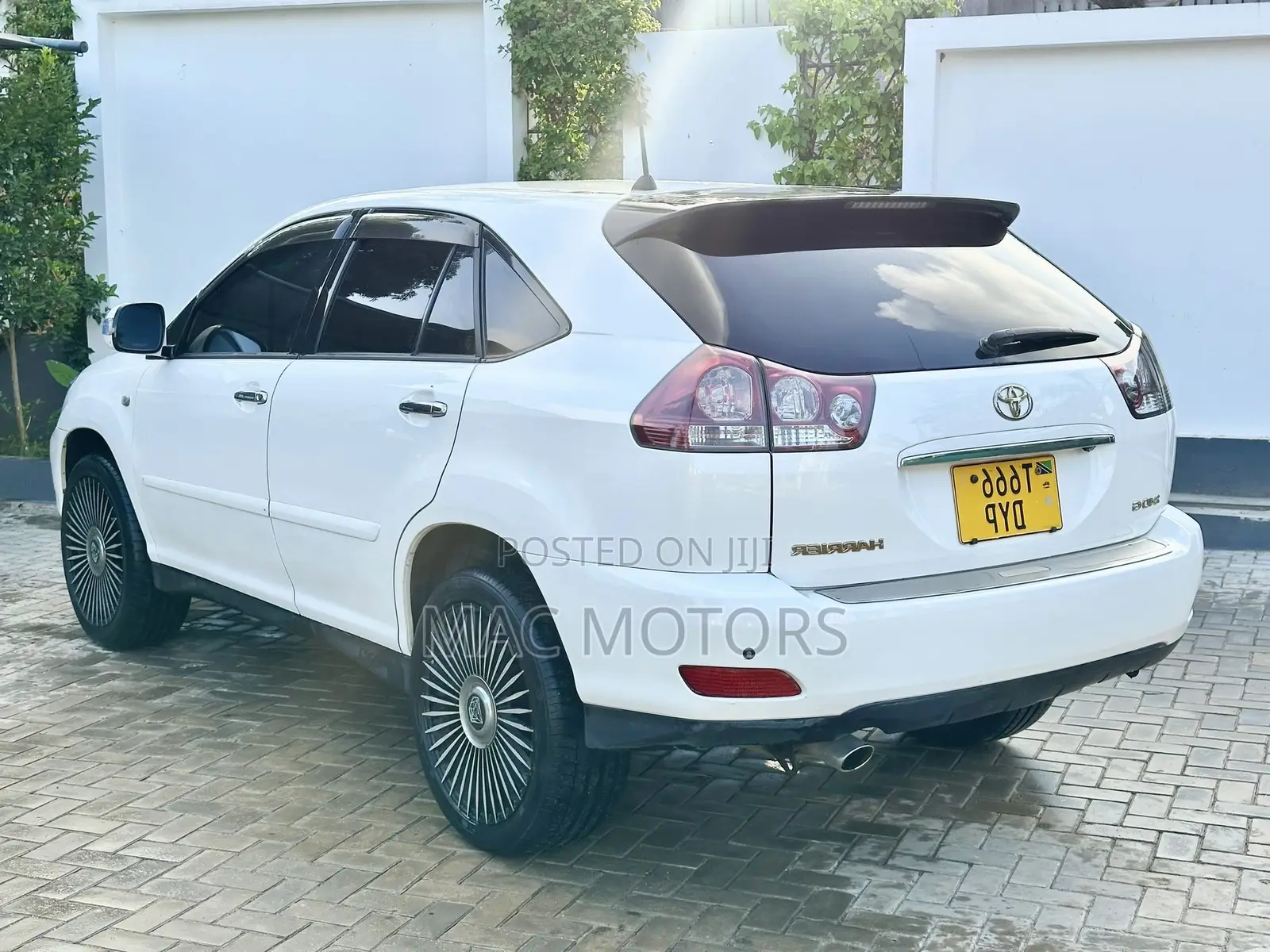 Toyota Harrier 2.4 2006 White