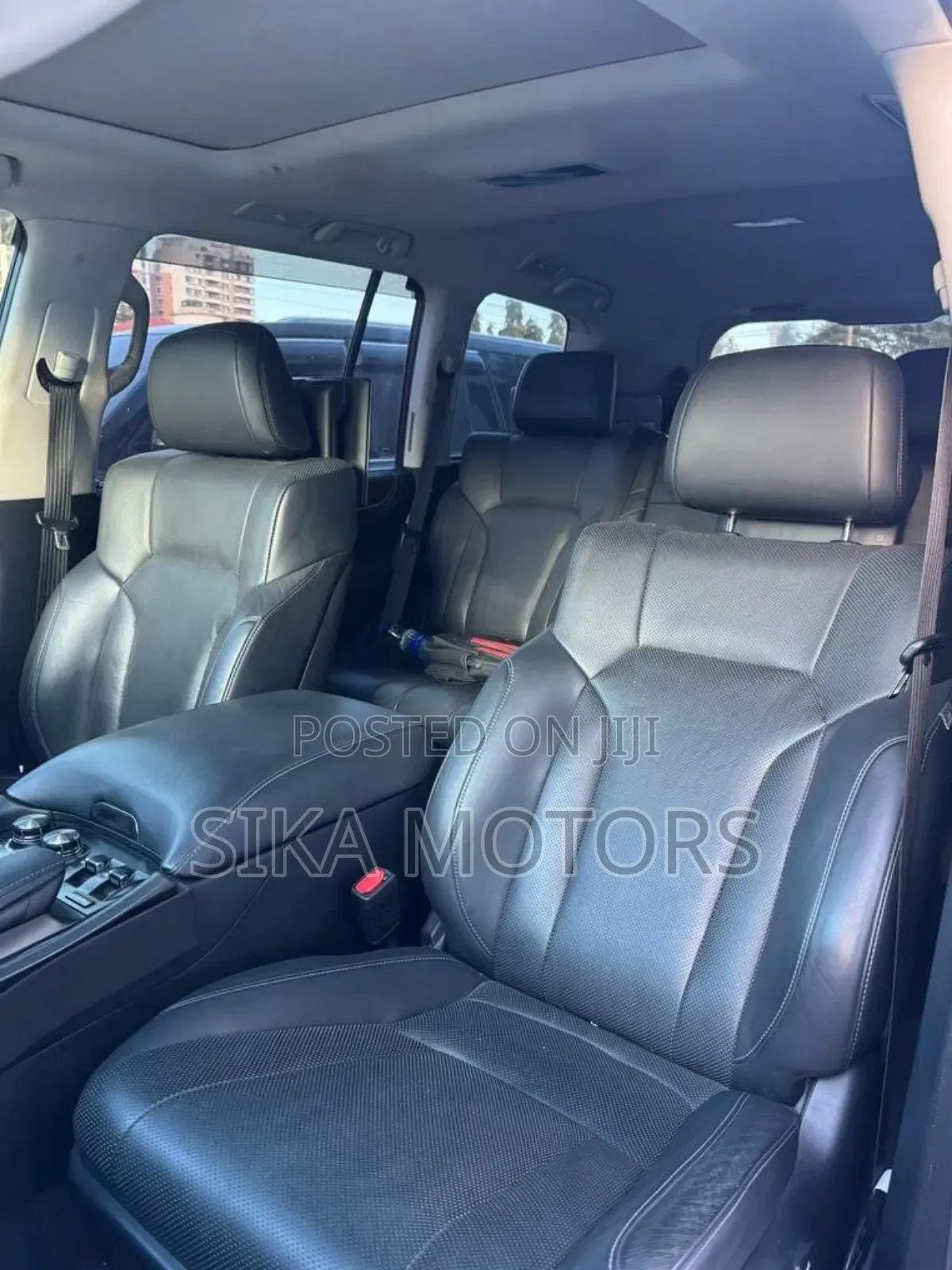 Lexus LX 570 AWD 2016 Black