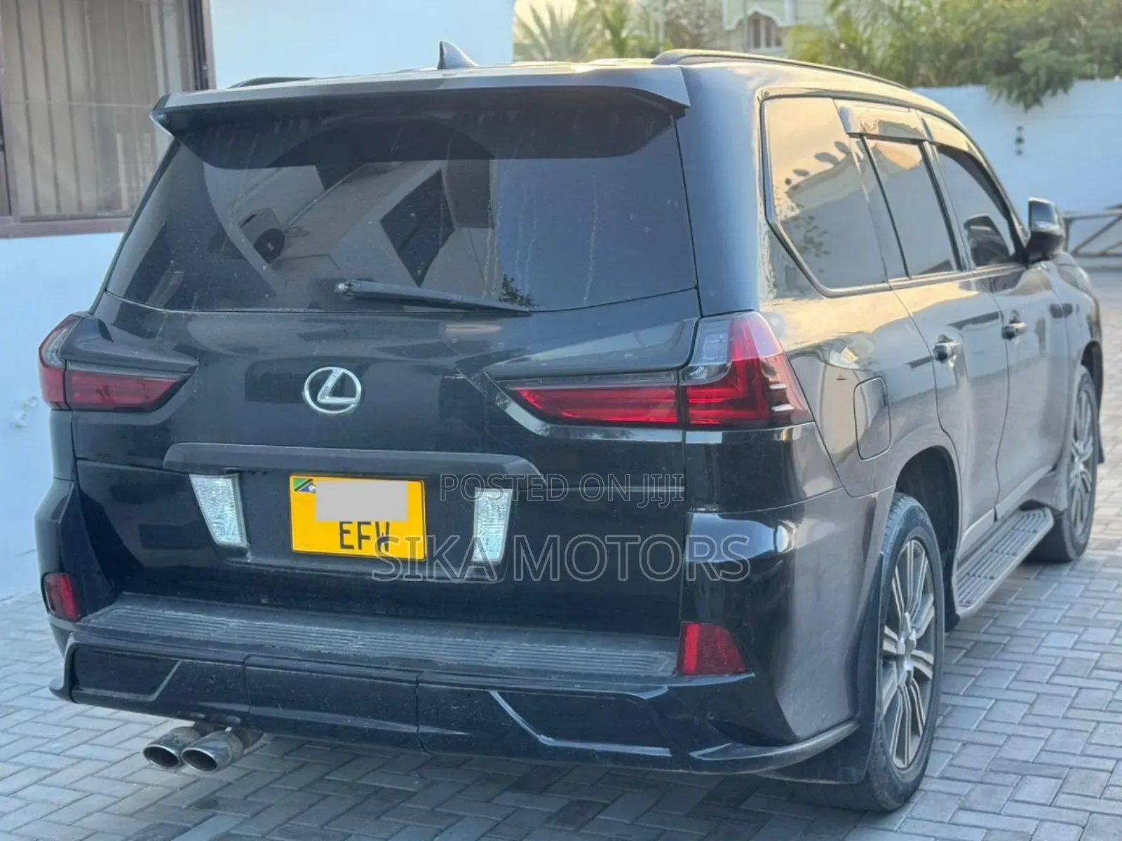 Lexus LX 570 AWD 2016 Black