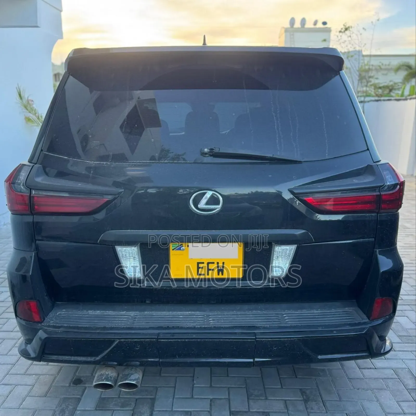 Lexus LX 570 AWD 2016 Black