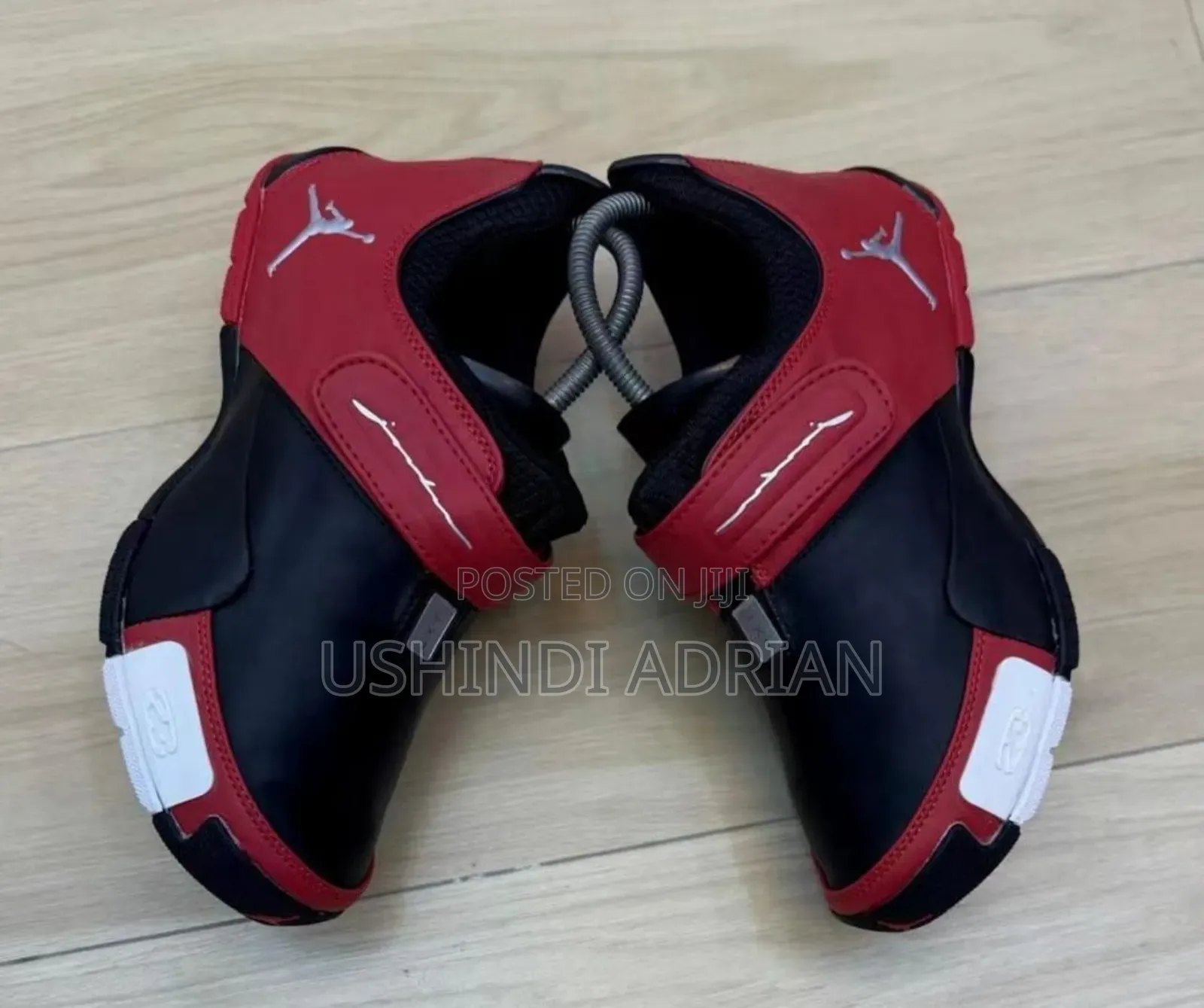 Viatu Royal Flame–Moto Wa Kifalme